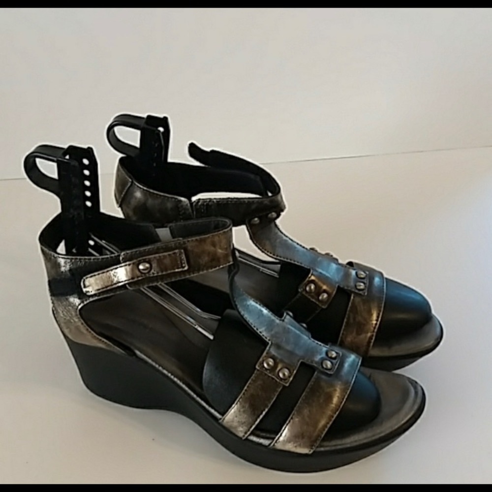 Naot Wedges Size EUR 41 US 10 10.5